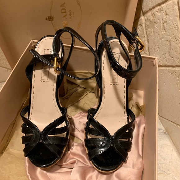 Prada shoes , wedged heels - Picture 6 of 8